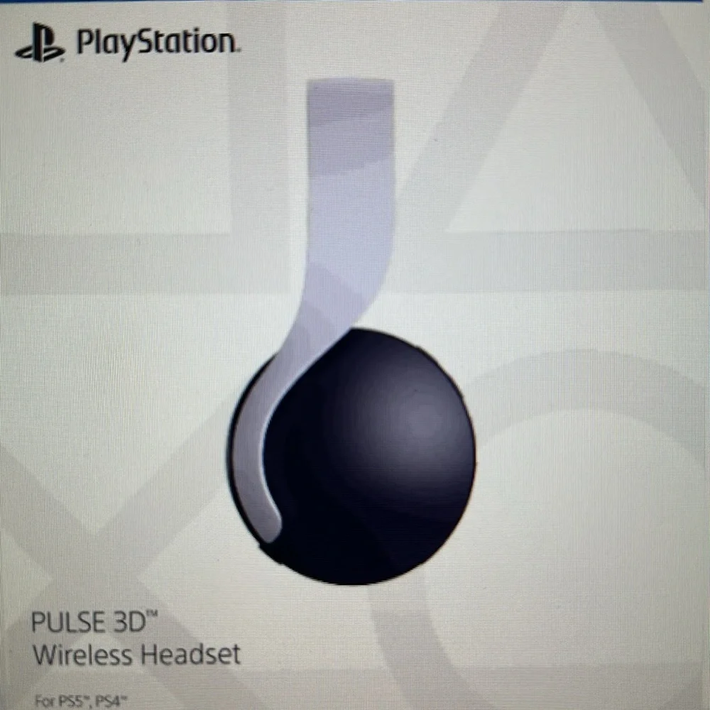 Brand new PS5 headset and pink controller